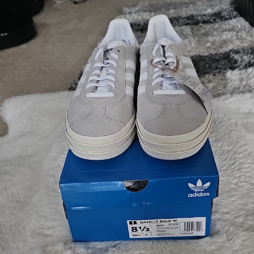 Brand New Adidas Gazelle Bold Womens Sneakers - Light Gray and White